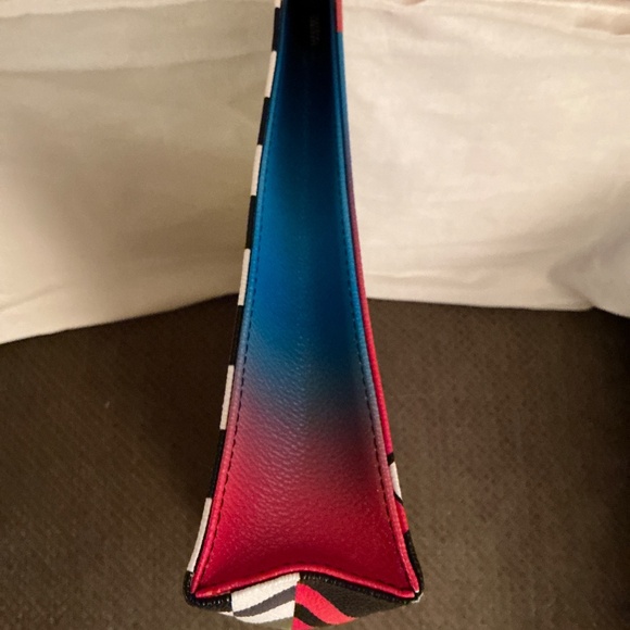 LOUIS VUITTON Canvas “Race Print” Poche Toilette 26 (NWOT) RARE - Picture 5 of 12